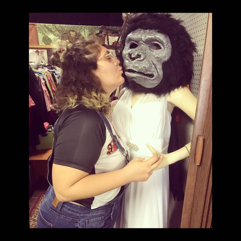 Meet your Posher, Shelly